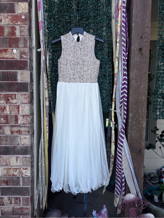 Speechless Dresses & Skirts - Speechless Gold Sequin Bodice White Tulle Midi Dress
